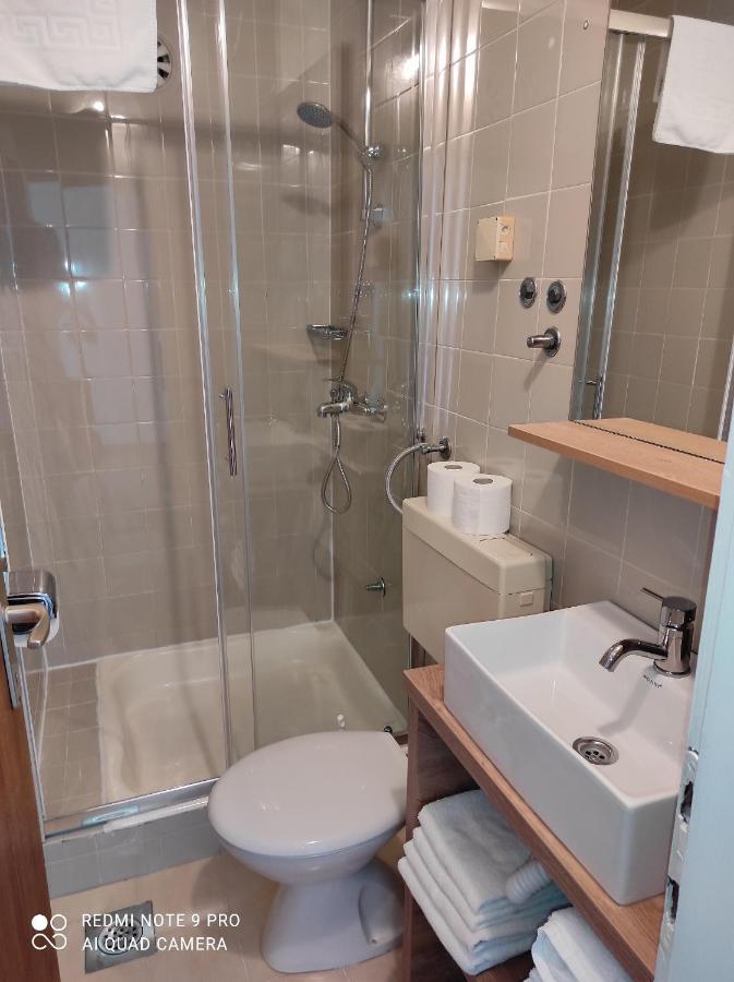 וודיצה Apartments And Rooms Bozena מראה חיצוני תמונה