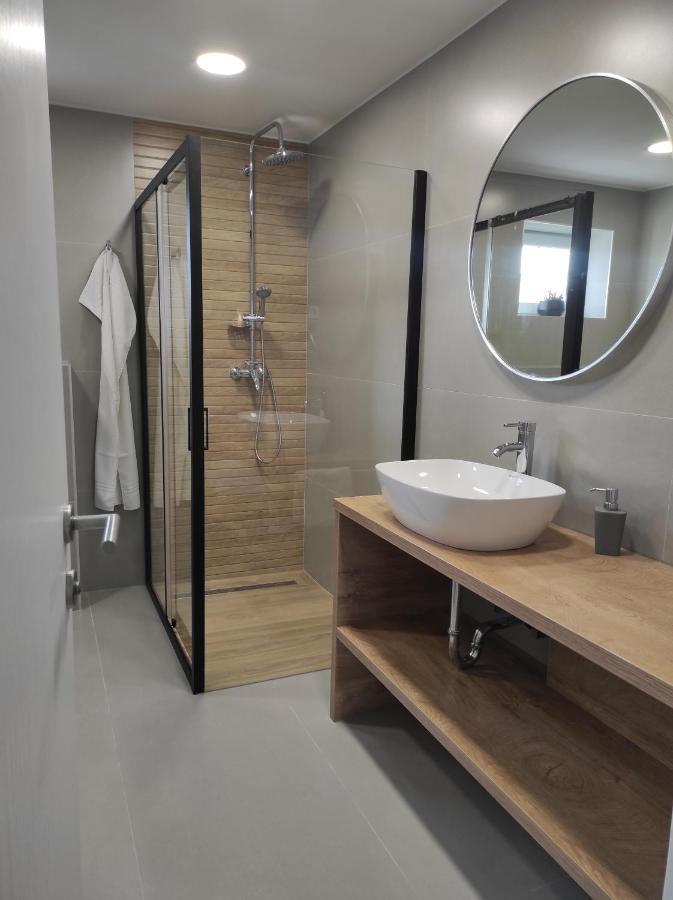 וודיצה Apartments And Rooms Bozena מראה חיצוני תמונה