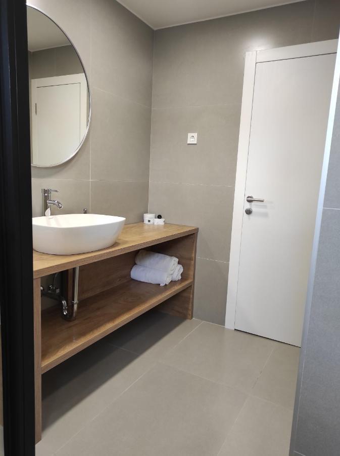 וודיצה Apartments And Rooms Bozena מראה חיצוני תמונה