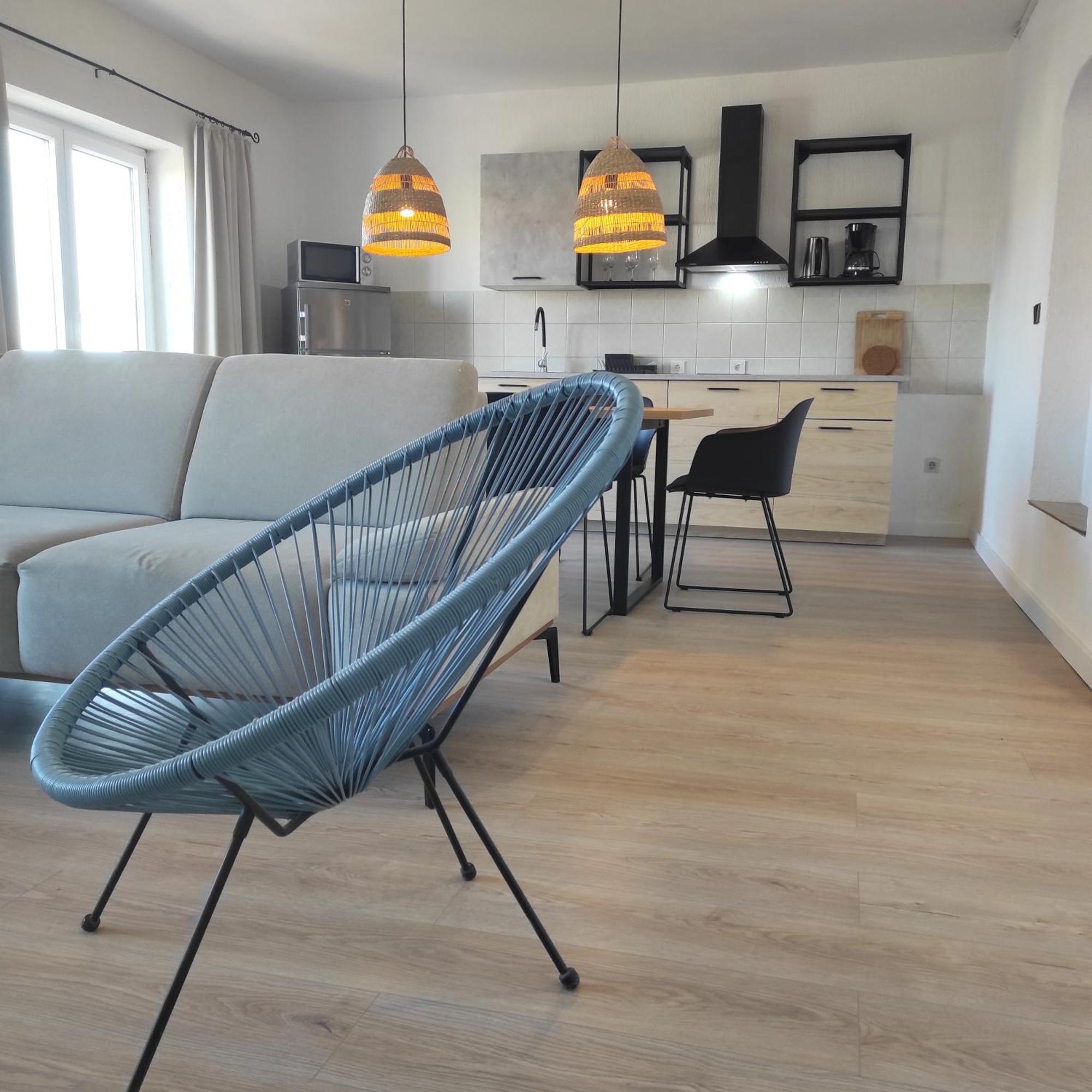 וודיצה Apartments And Rooms Bozena מראה חיצוני תמונה
