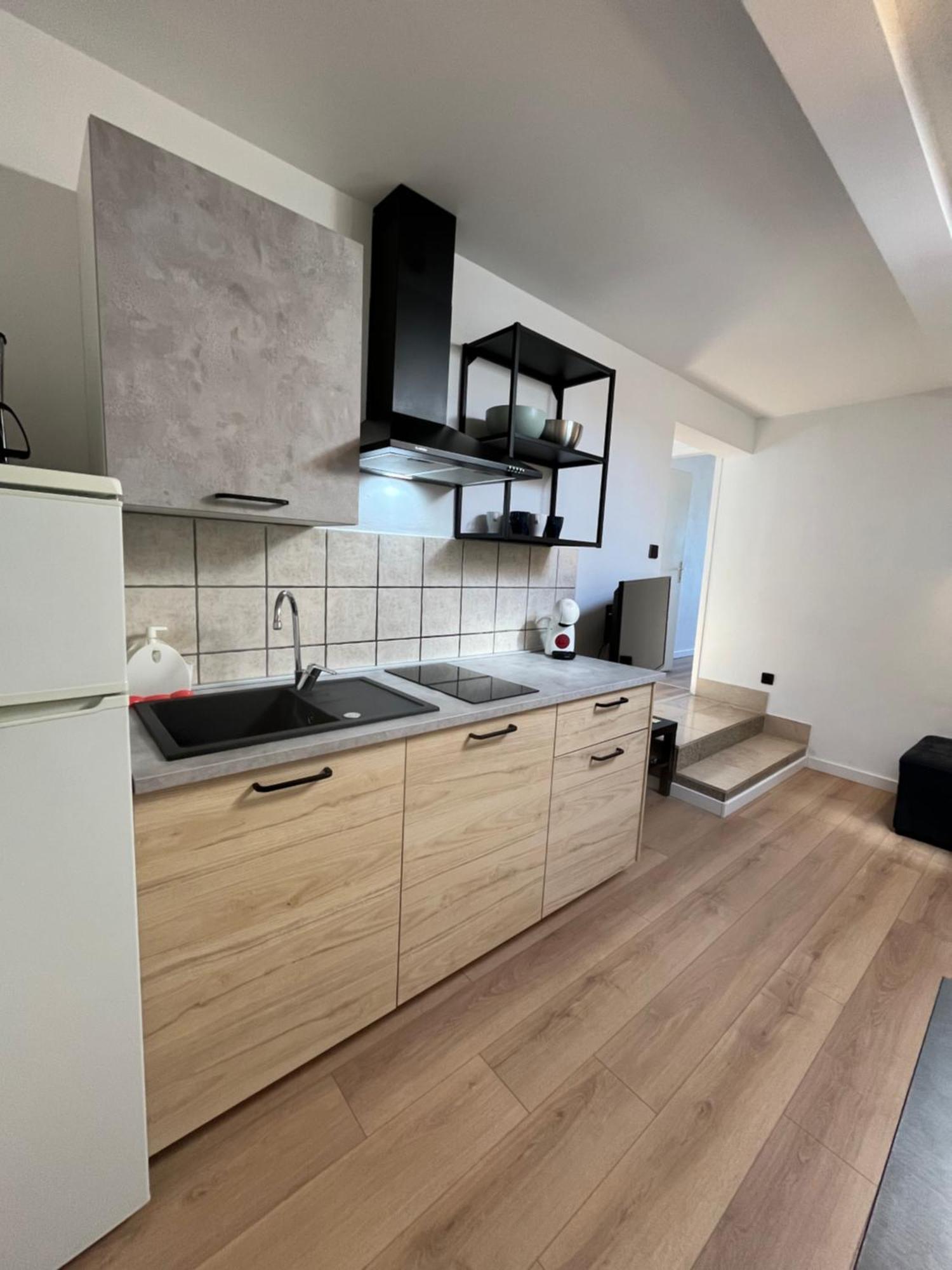וודיצה Apartments And Rooms Bozena מראה חיצוני תמונה