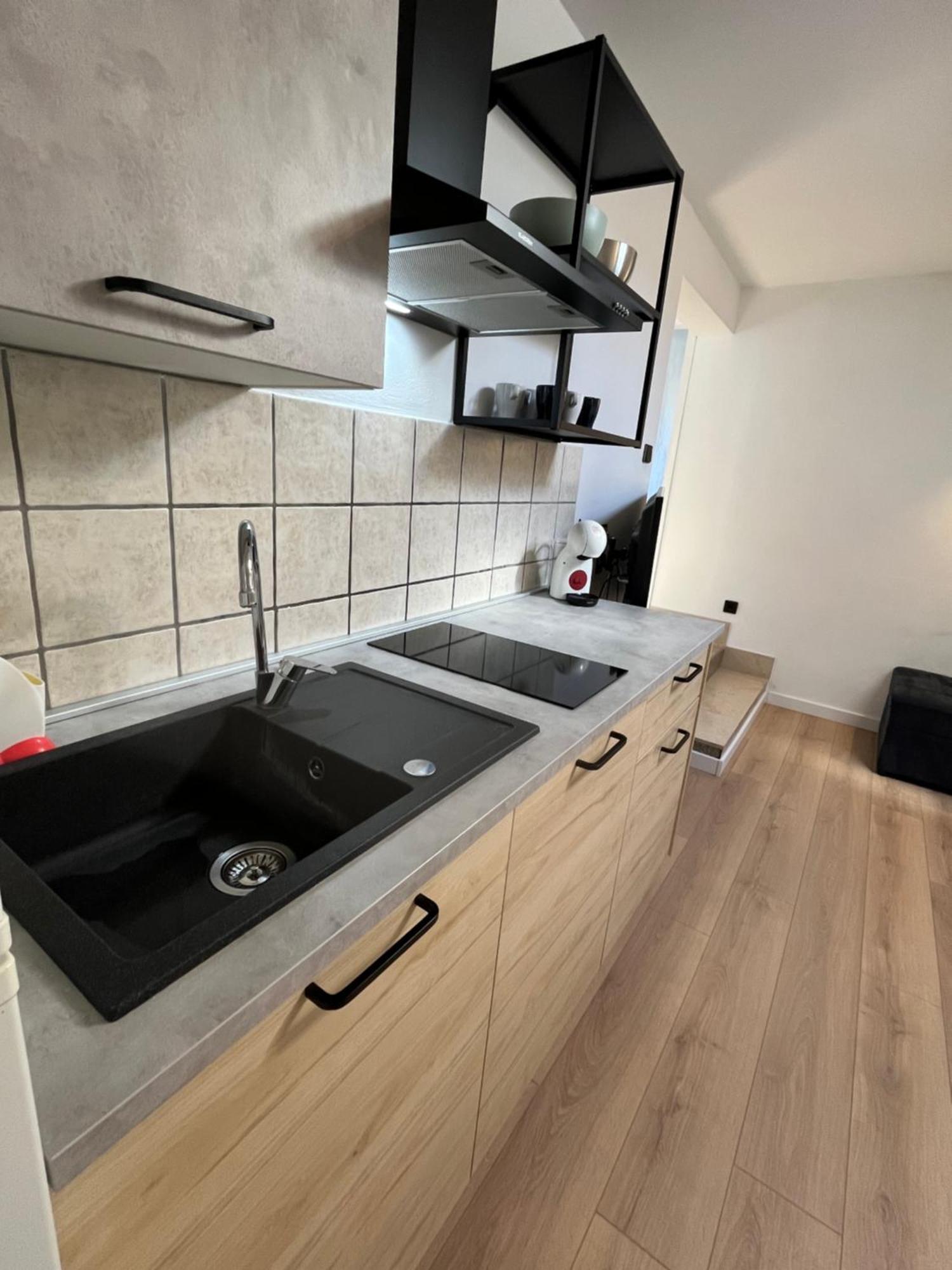 וודיצה Apartments And Rooms Bozena מראה חיצוני תמונה